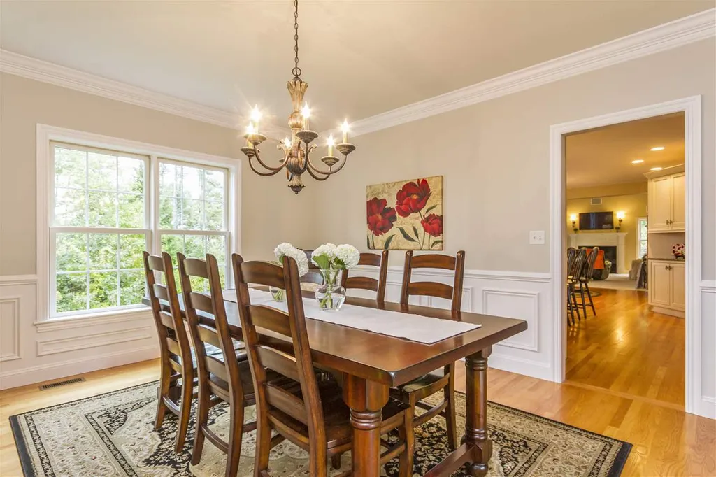12 Homestead Hill Road Bedford NH 03110