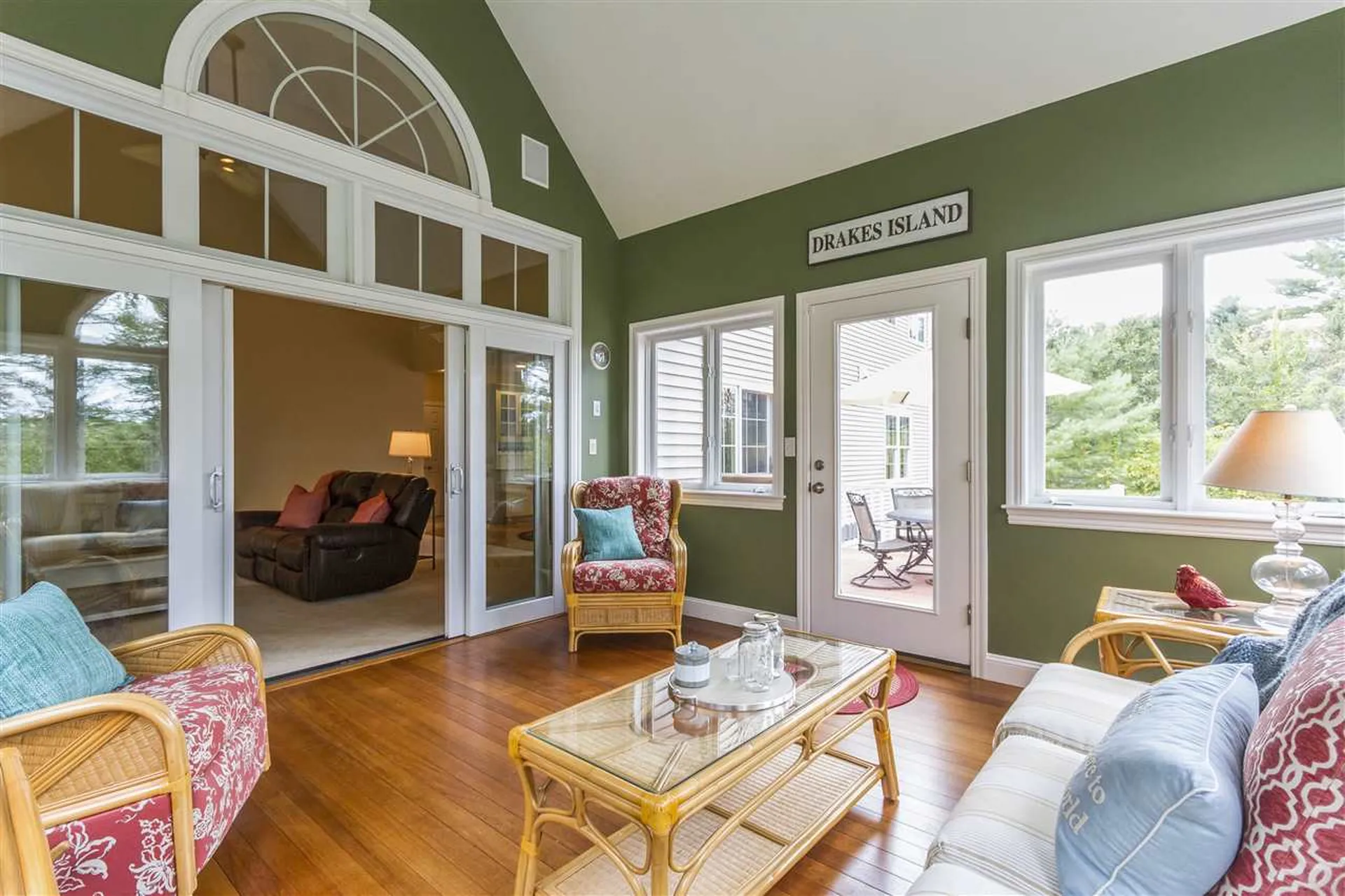12 Homestead Hill Road Bedford NH 03110