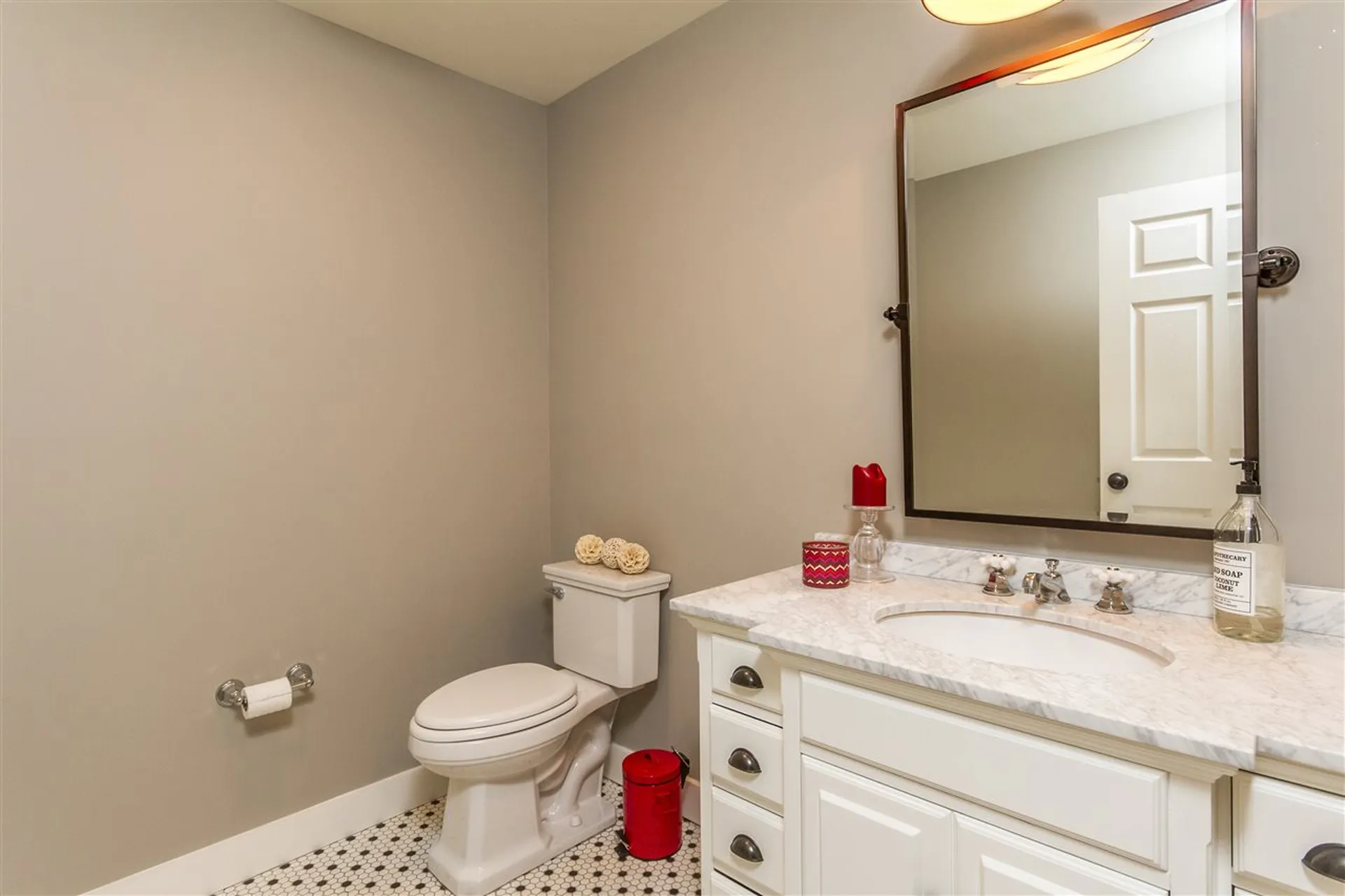 12 Homestead Hill Road Bedford NH 03110