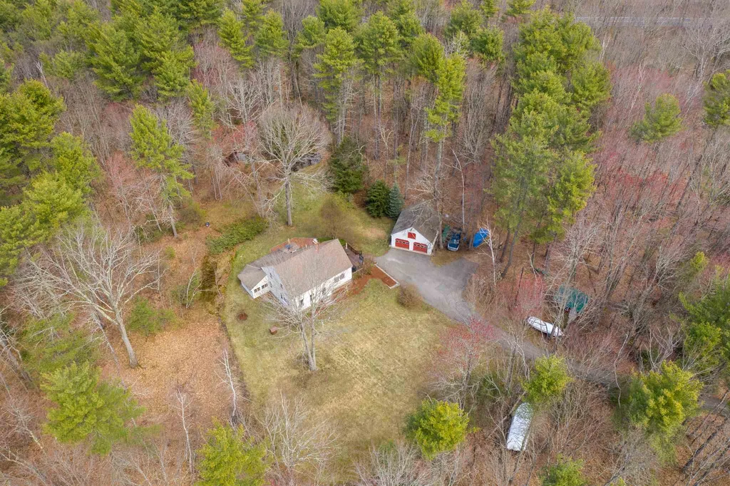 8 Earle Drive Lee NH 03861