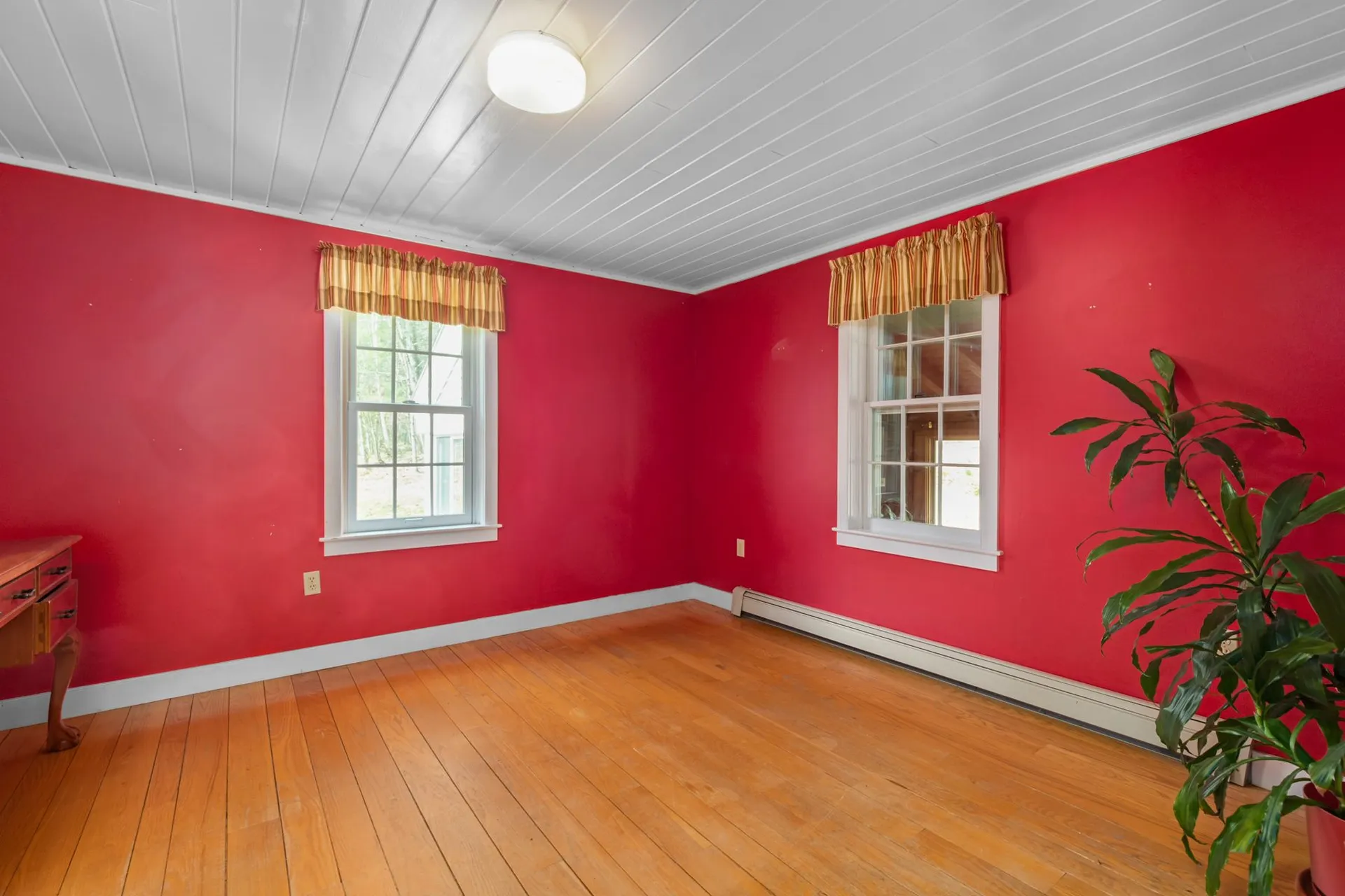 8 Earle Drive Lee NH 03861