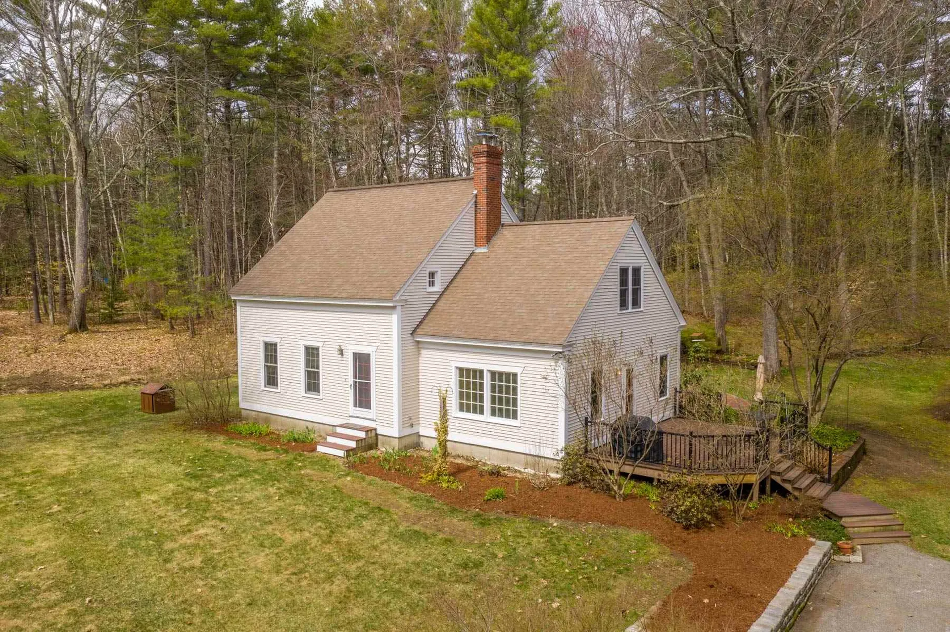 8 Earle Drive Lee NH 03861