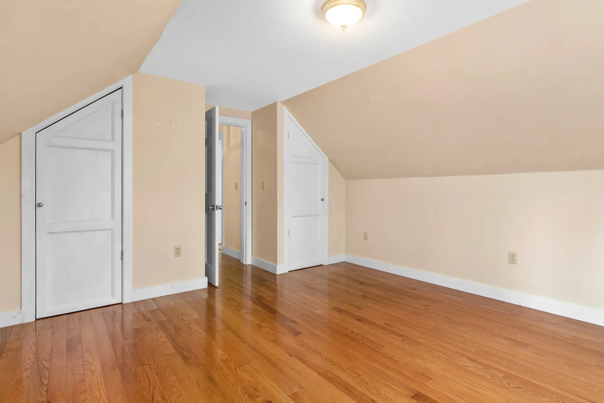 8 Earle Drive Lee NH 03861