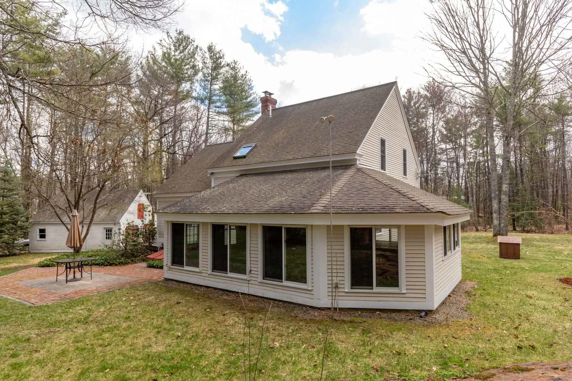 8 Earle Drive Lee NH 03861
