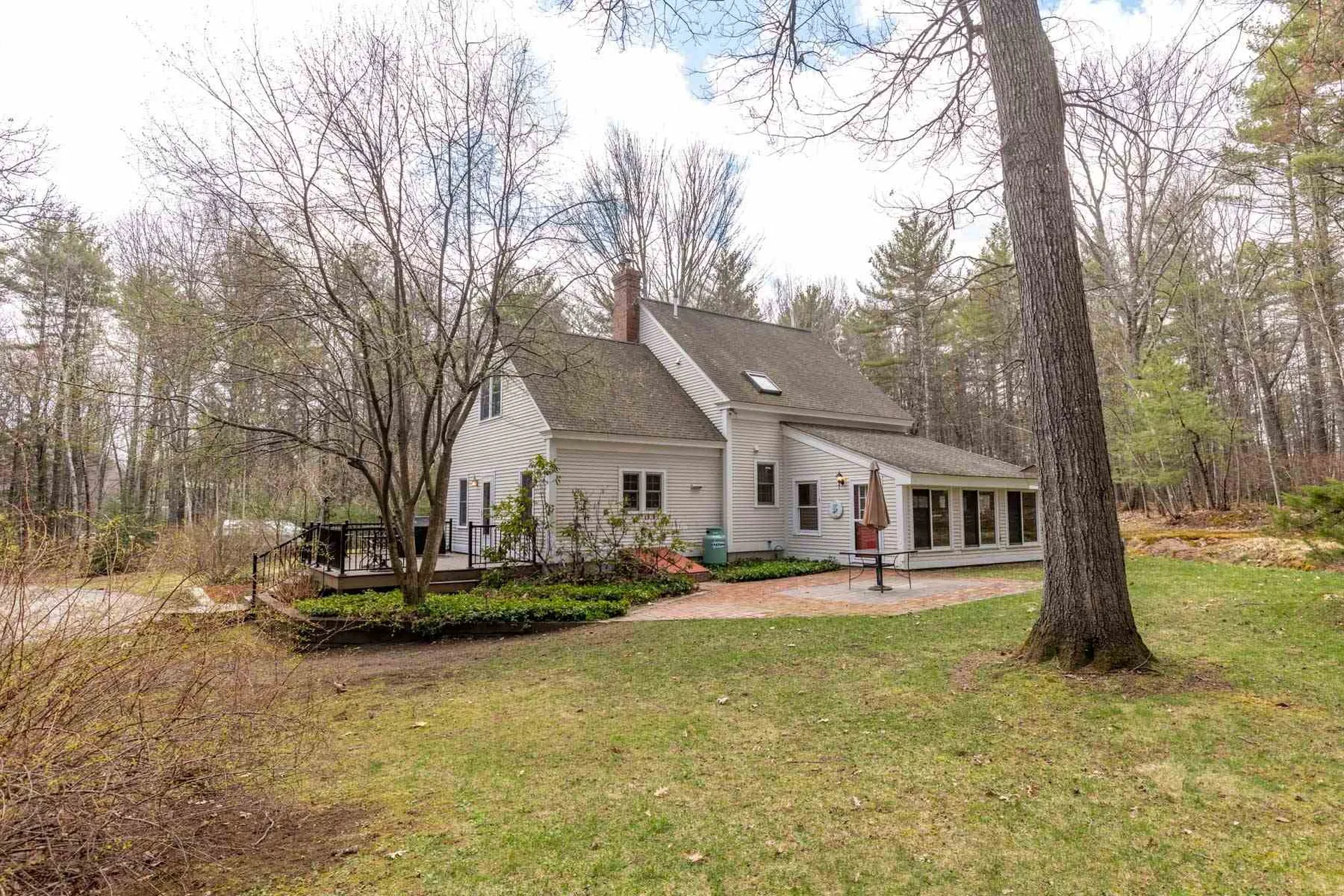8 Earle Drive Lee NH 03861