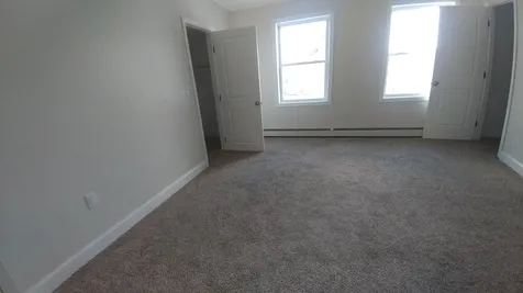 19 Walnut Street Manchester NH 03104