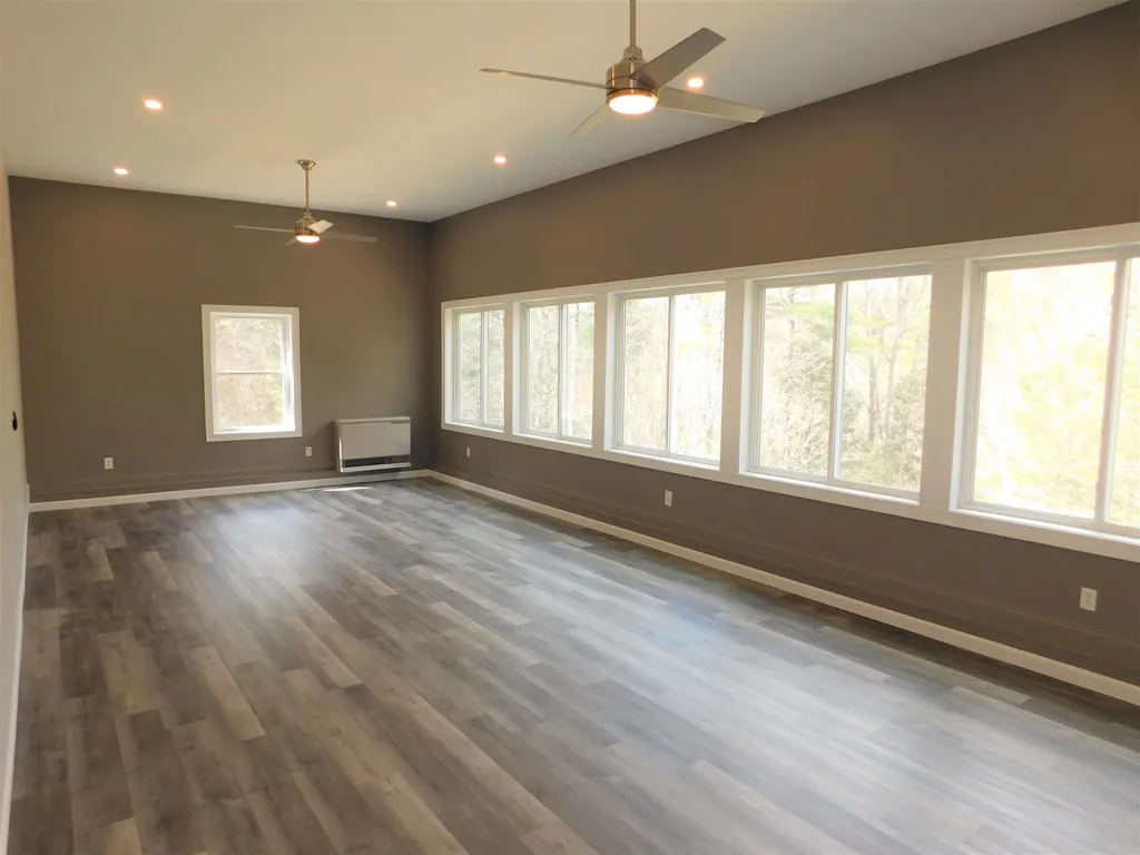 26 Norris Road Orford NH 03777