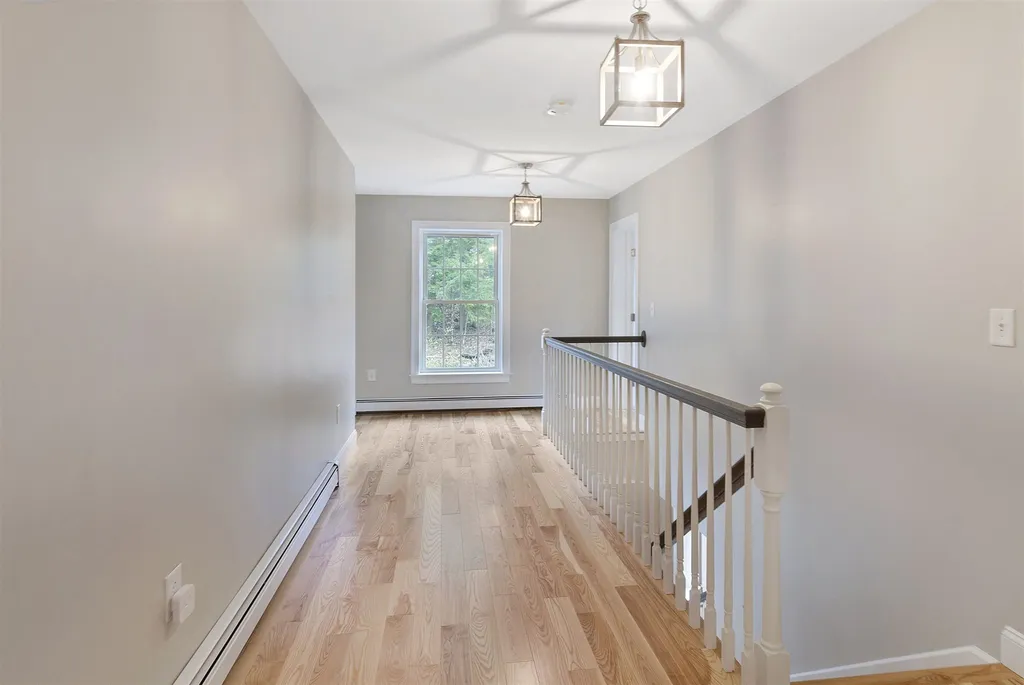 26 Norris Road Orford NH 03777