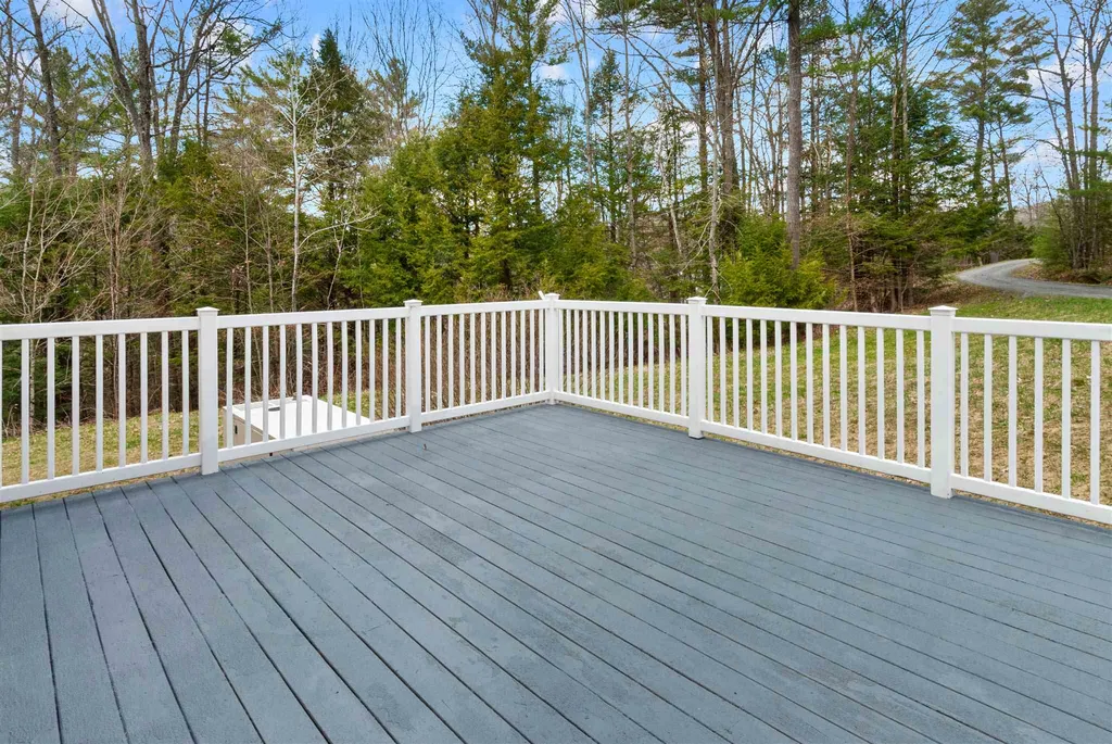26 Norris Road Orford NH 03777
