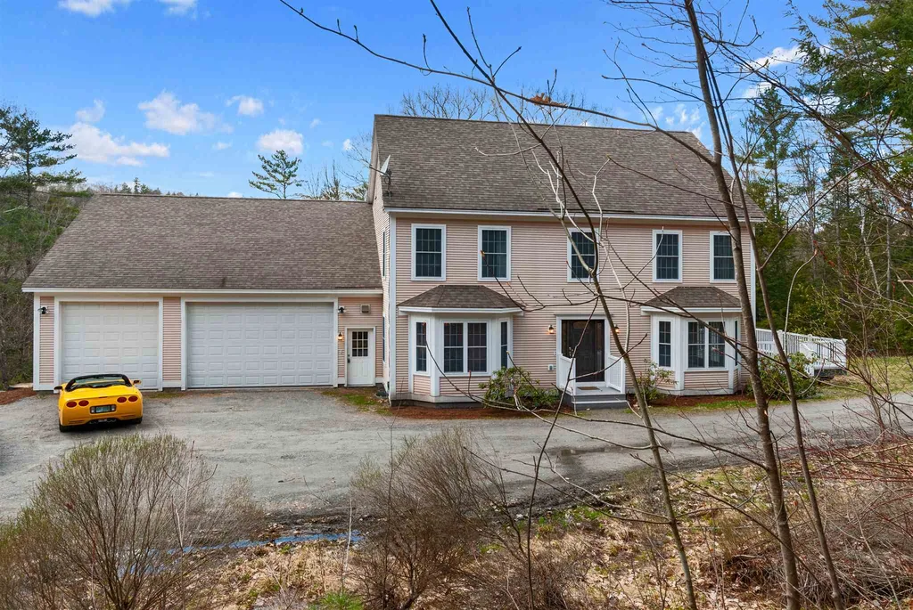 26 Norris Road Orford NH 03777