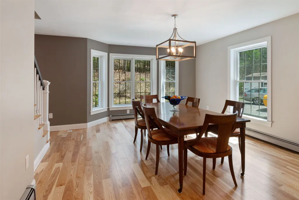 26 Norris Road Orford NH 03777