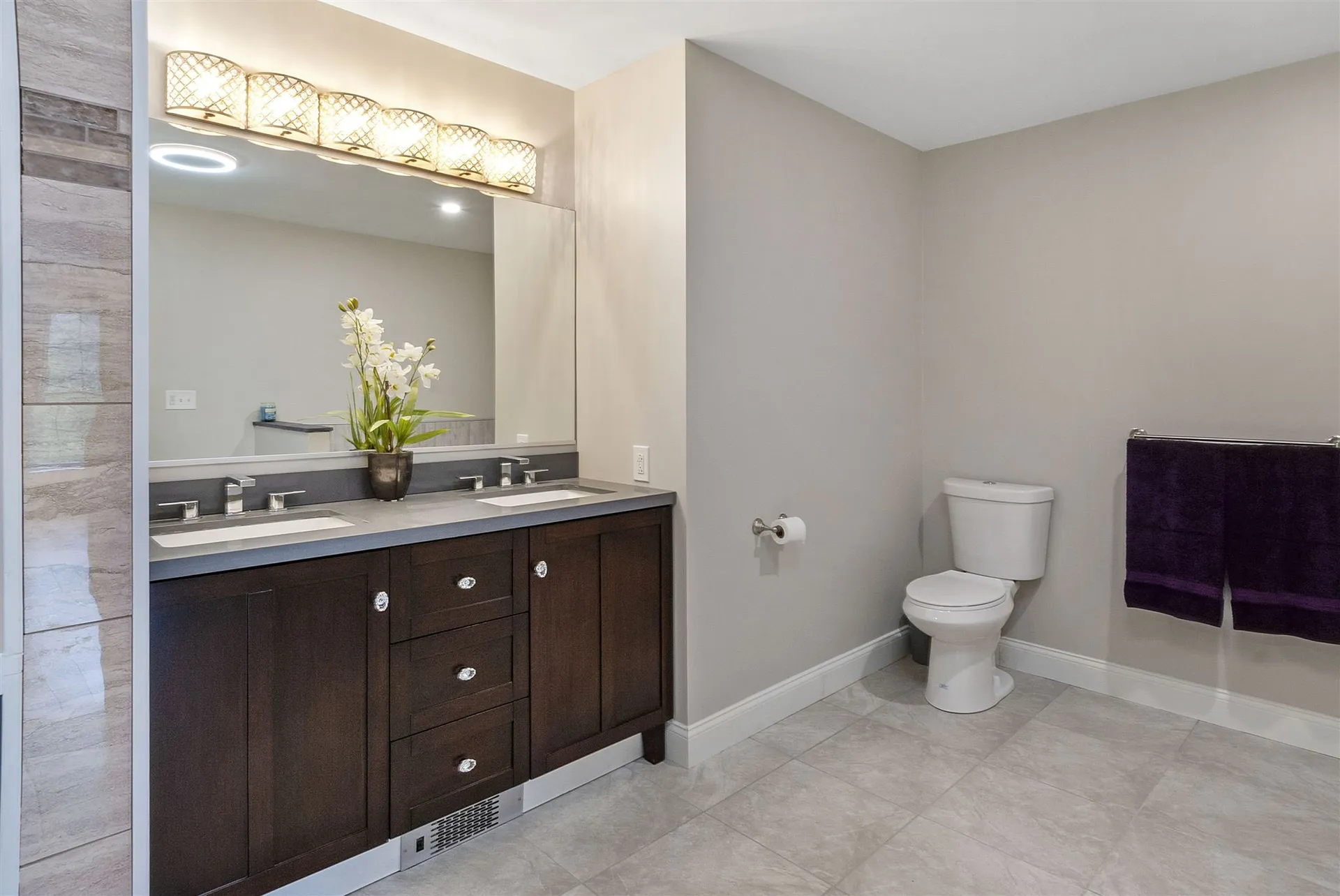 26 Norris Road Orford NH 03777
