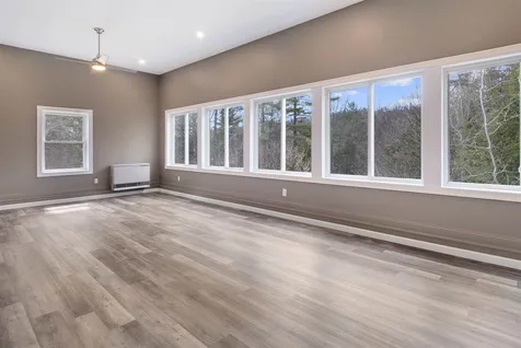 26 Norris Road Orford NH 03777