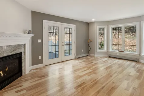 26 Norris Road Orford NH 03777
