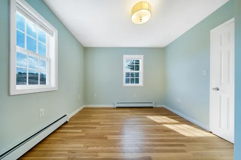 9 Emerson Way Salem NH 03079