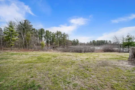 9 Emerson Way Salem NH 03079