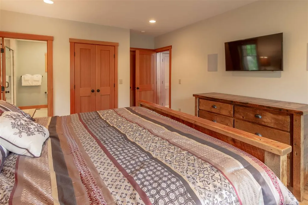 3 Hemlock Drive Lincoln NH 03251