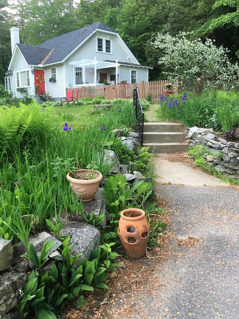 64 W Surry Road Keene NH 03431