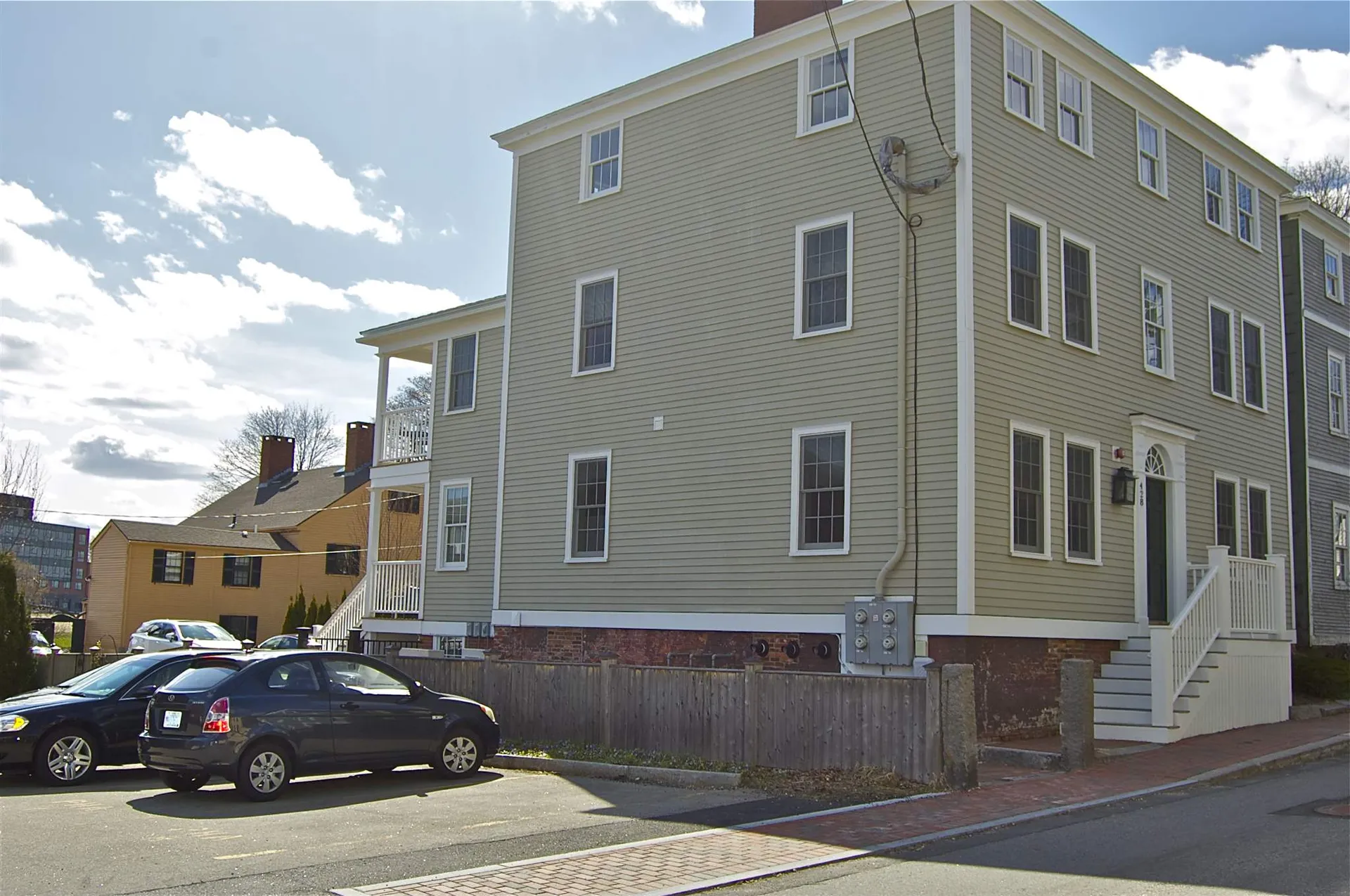 428 Pleasant Street Portsmouth NH 03801