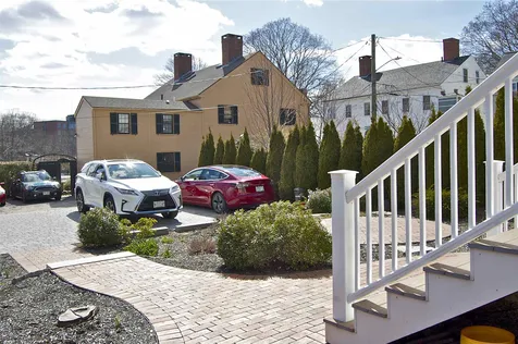 428 Pleasant Street Portsmouth NH 03801