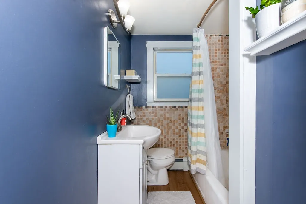 121 Leach Road Eliot ME 03903