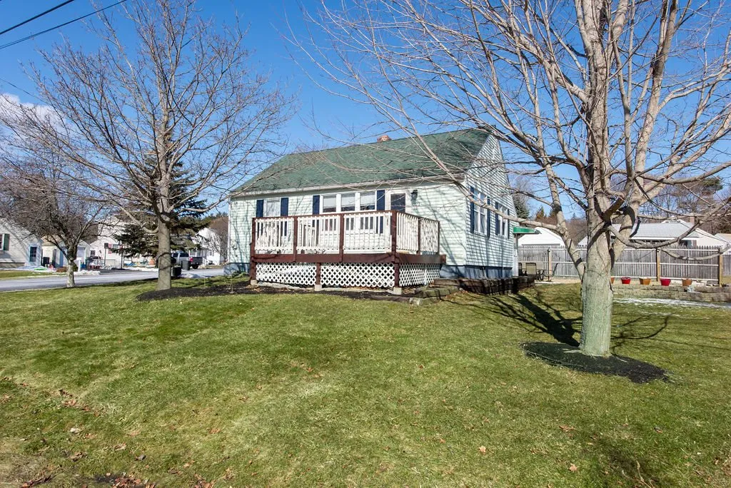 121 Leach Road Eliot ME 03903