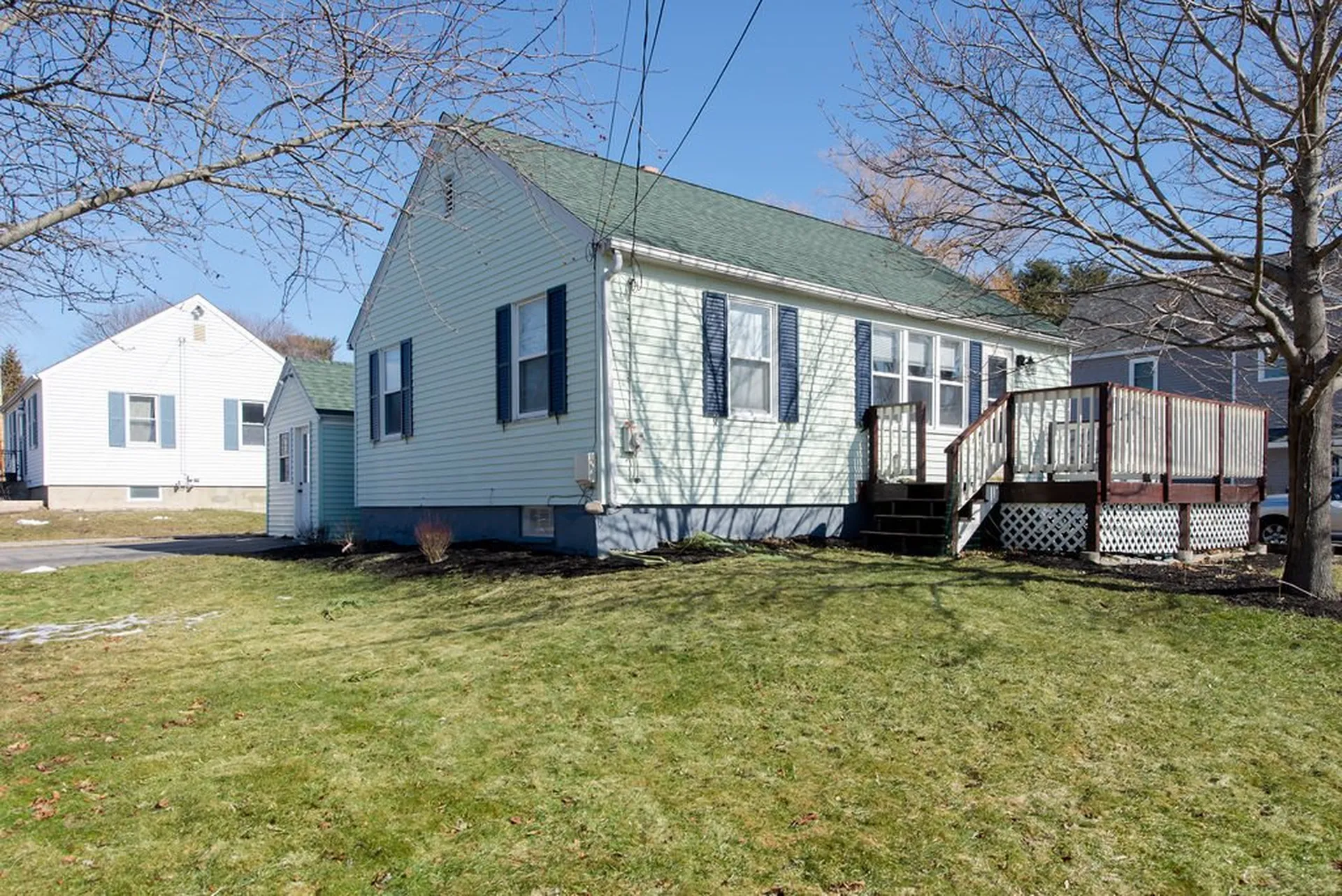 121 Leach Road Eliot ME 03903