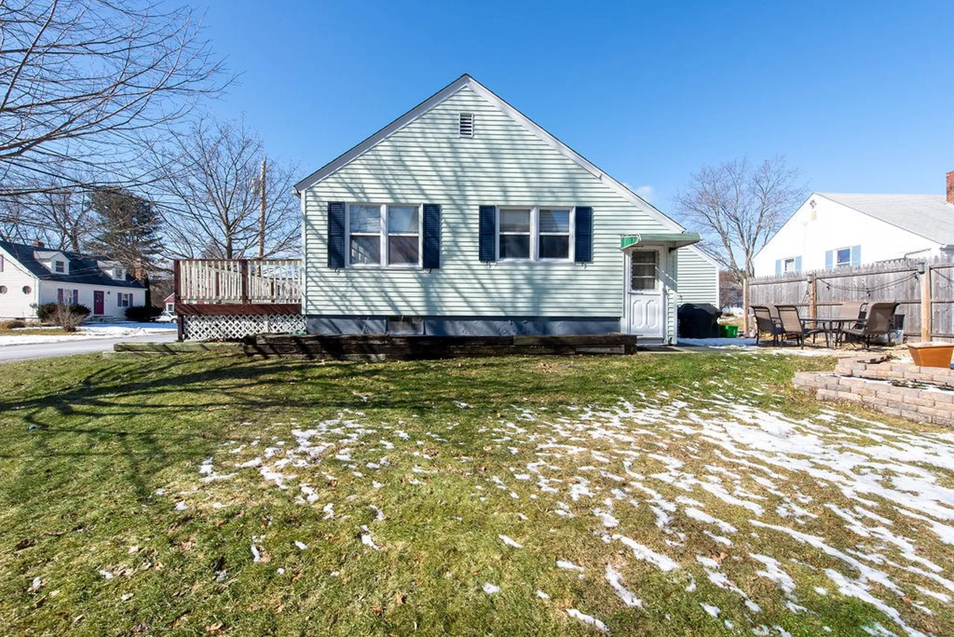 121 Leach Road Eliot ME 03903