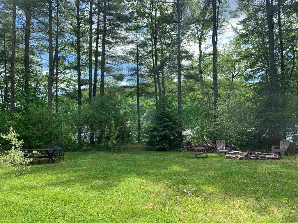 140 Woodcrest Road Springfield NH 03284