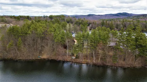 140 Woodcrest Road Springfield NH 03284