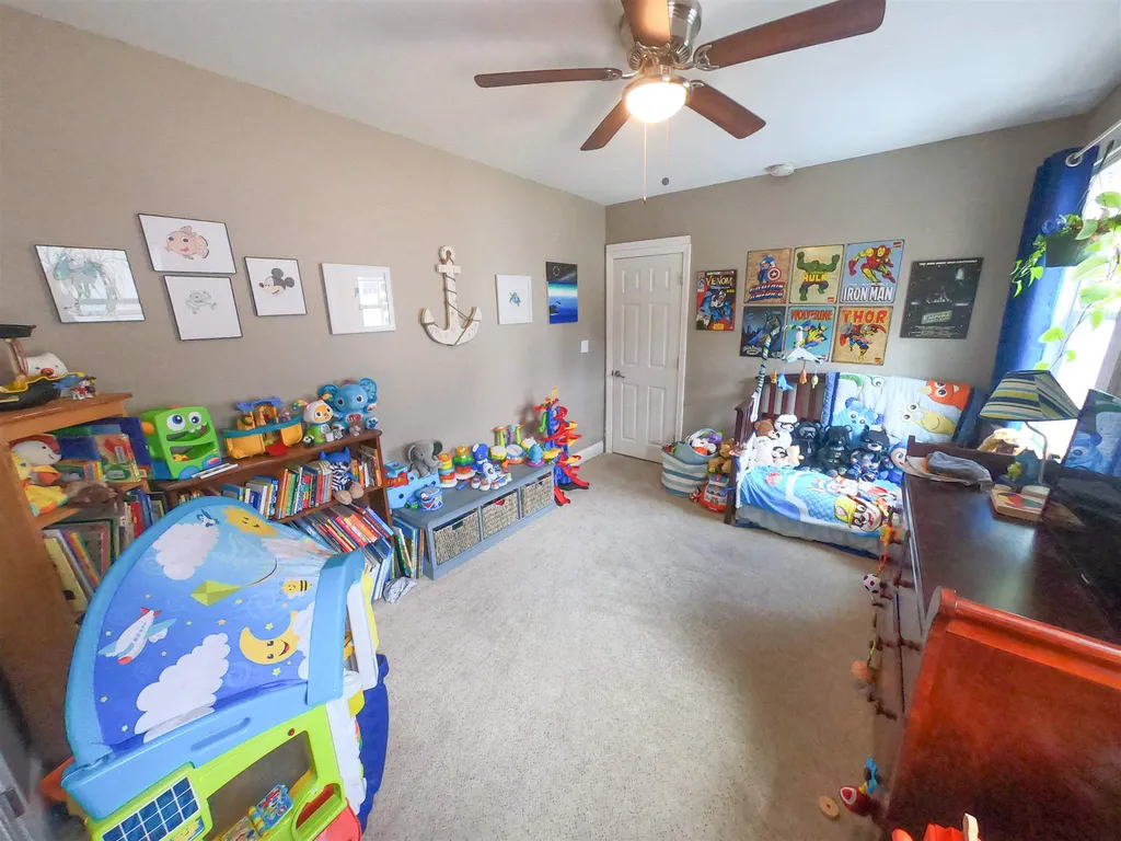 8 Greenleaf Court Belmont NH 03220