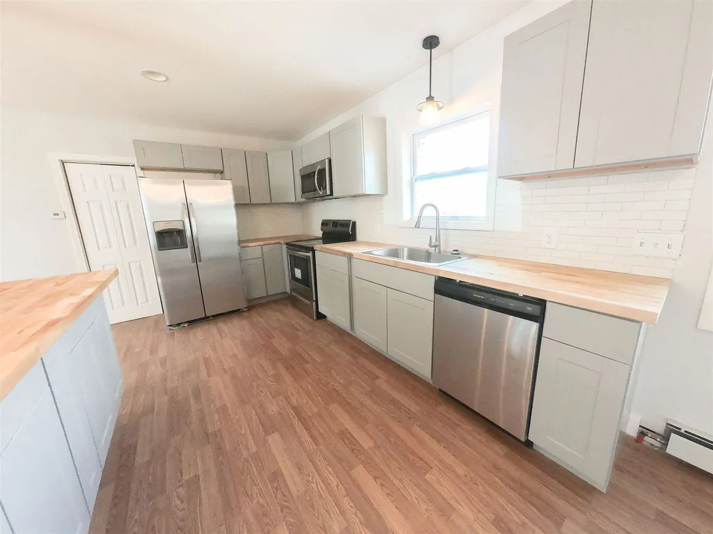 8 Greenleaf Court Belmont NH 03220
