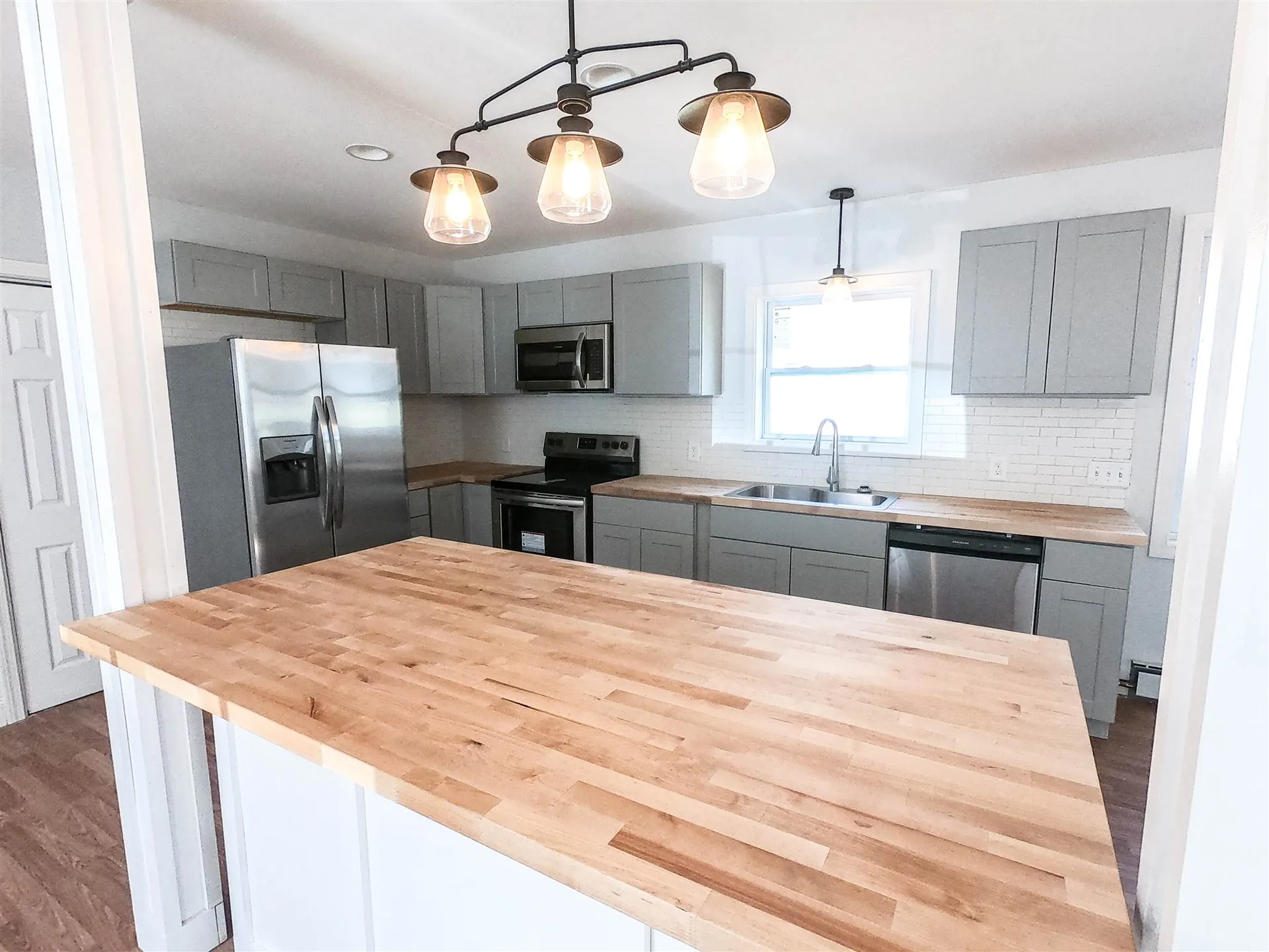 8 Greenleaf Court Belmont NH 03220