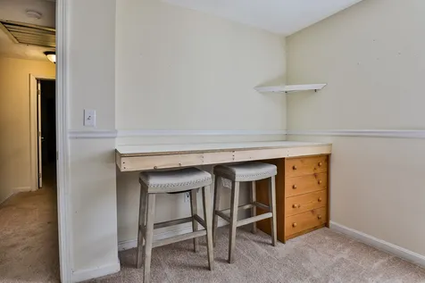 63 Dexter Street Nashua NH 03060