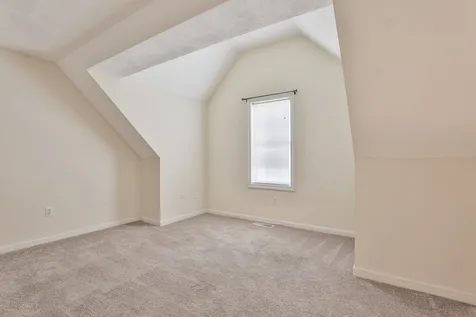 63 Dexter Street Nashua NH 03060