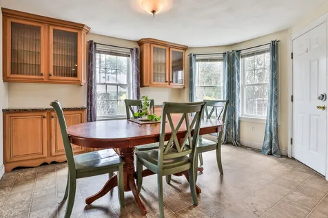 63 Dexter Street Nashua NH 03060