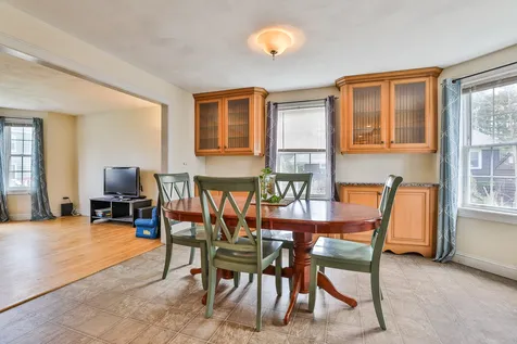 63 Dexter Street Nashua NH 03060