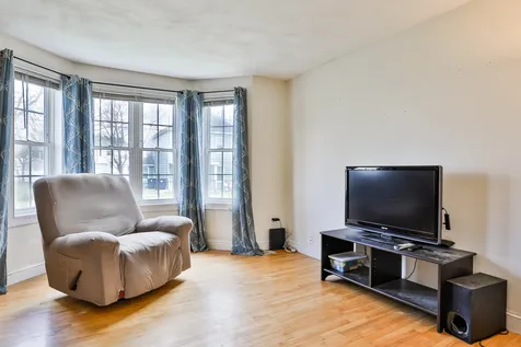 63 Dexter Street Nashua NH 03060