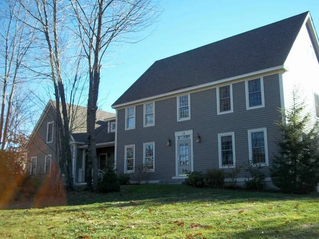 12 Middleton Drive Bedford NH 03110
