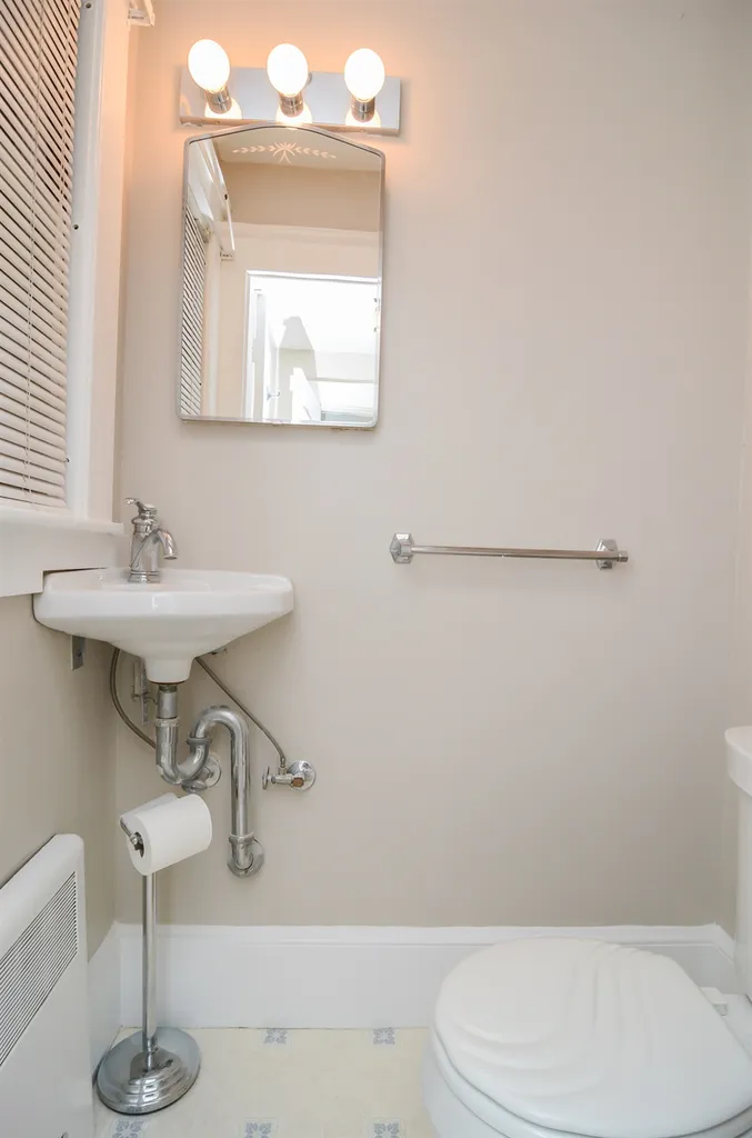 10 Sargent Avenue Nashua NH 03064