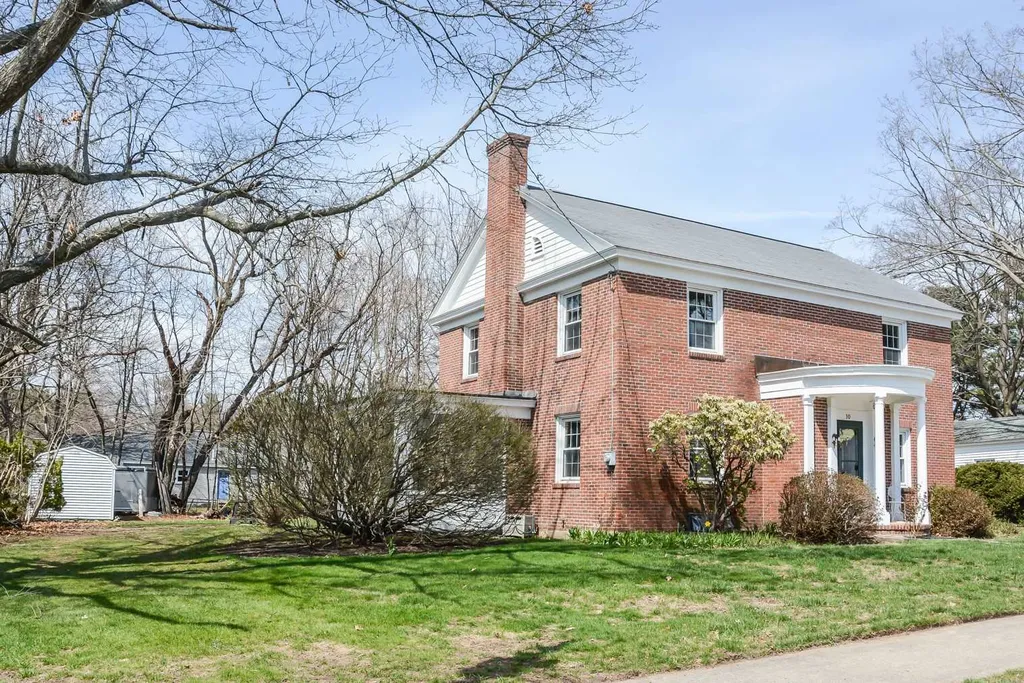 10 Sargent Avenue Nashua NH 03064