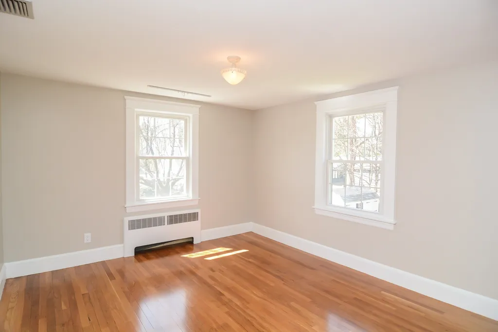 10 Sargent Avenue Nashua NH 03064