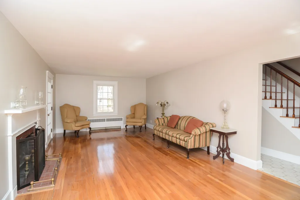 10 Sargent Avenue Nashua NH 03064