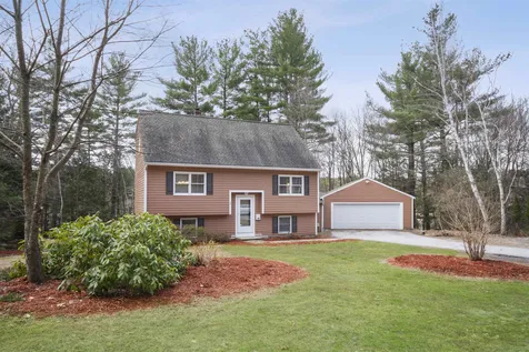 18 Trowbridge Drive Merrimack NH 03054