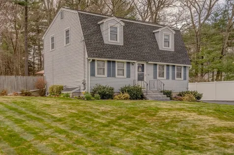 7 Shingle Mill Drive Nashua NH 03062