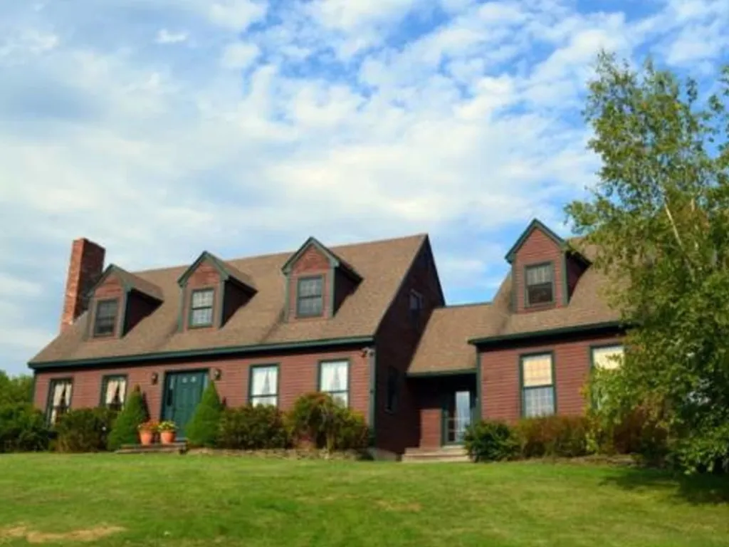 6659 Dorset Street Shelburne VT 05482
