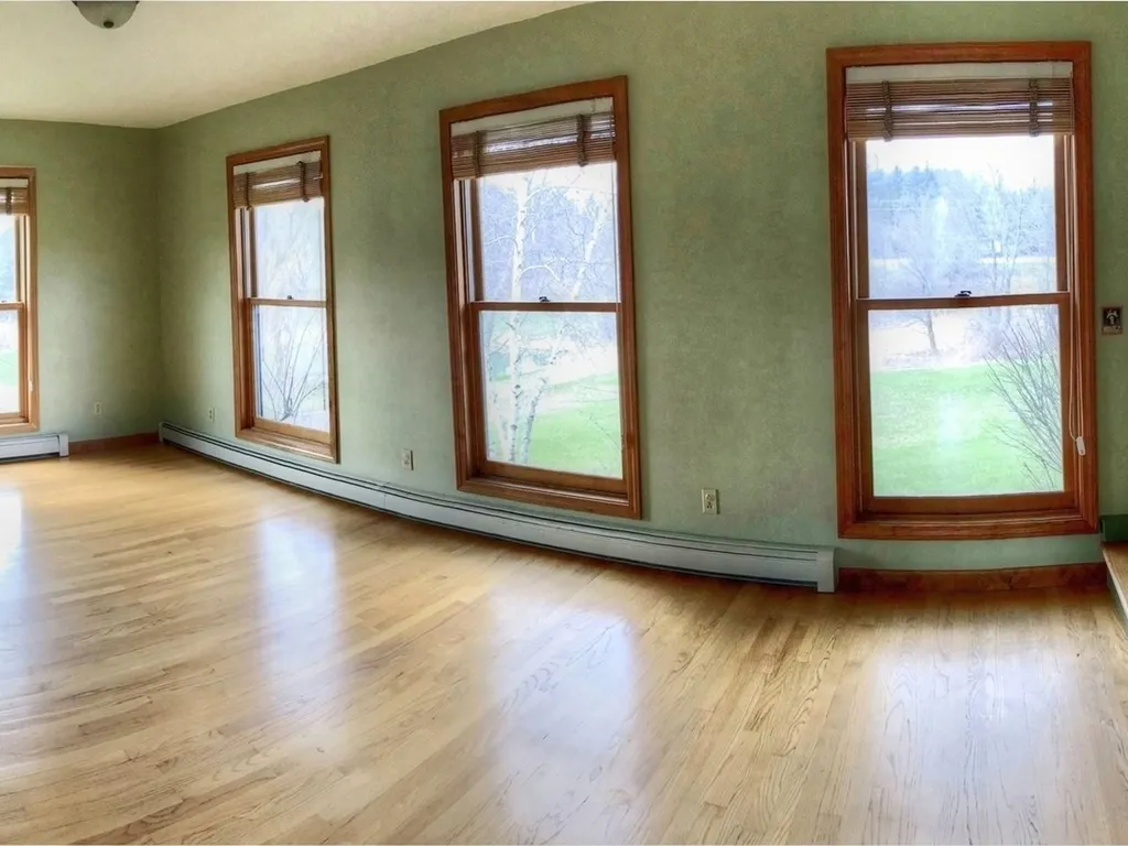 6659 Dorset Street Shelburne VT 05482