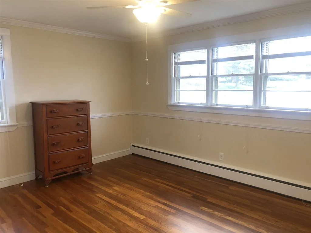 2 Glassford Lane Durham NH 03824