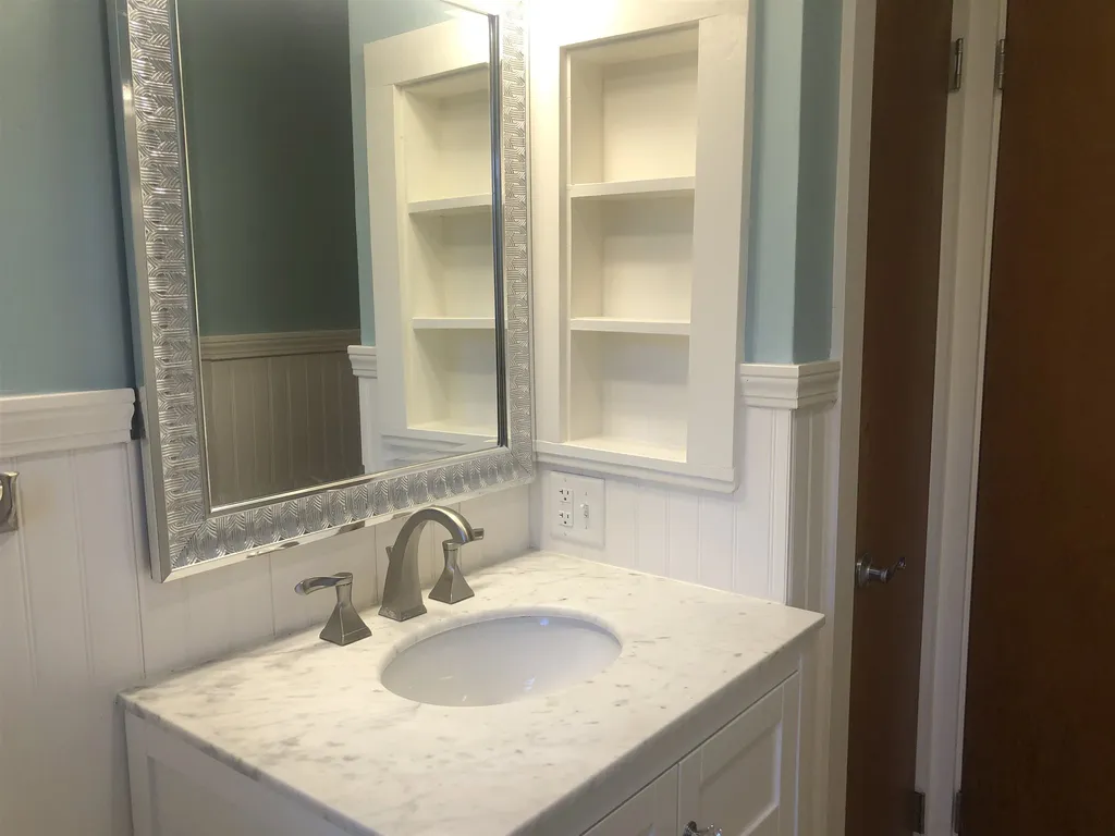2 Glassford Lane Durham NH 03824