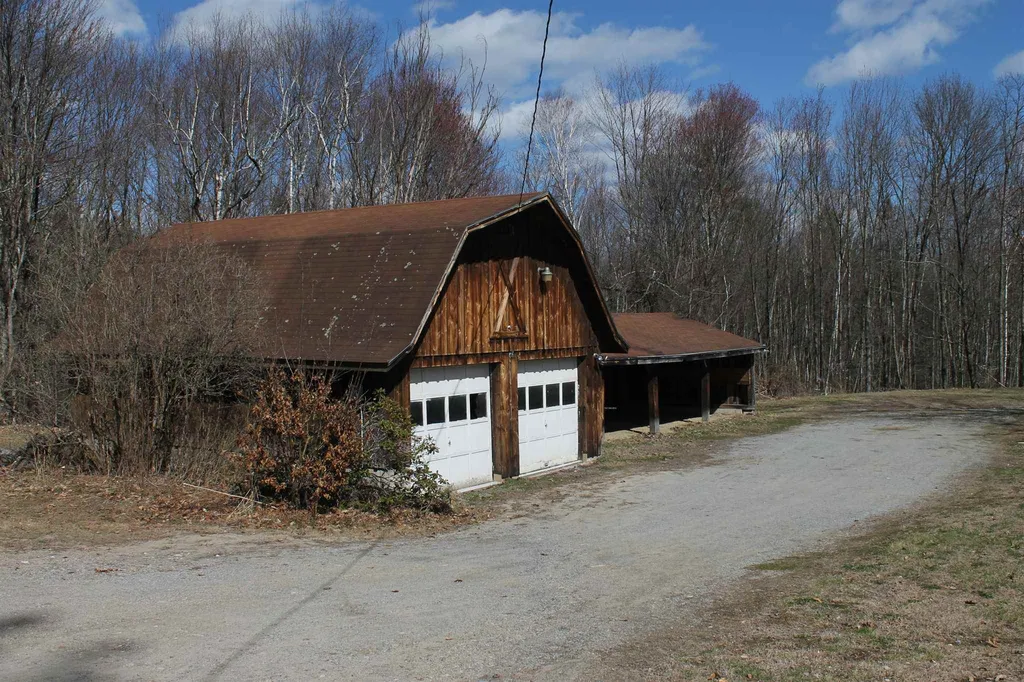 80 Weare Road New Boston NH 03070